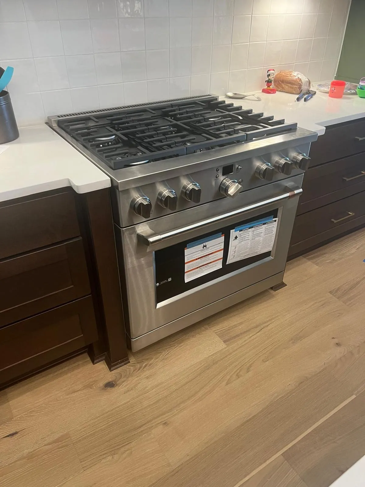 Luxury pro-style range, by an Optimal Appliance technician