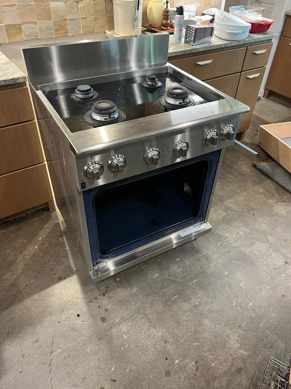 Gas range repair, by an Optimal Appliance technician